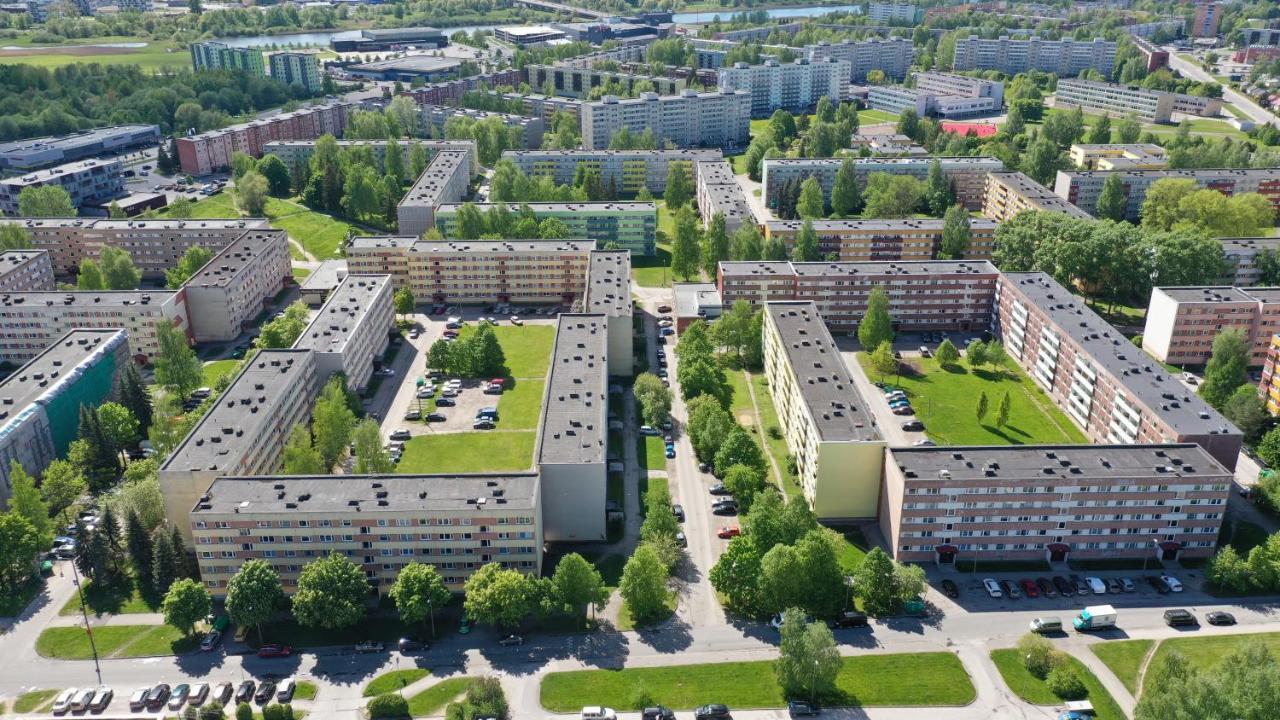 Over The River Apartment Tartu Exterior foto