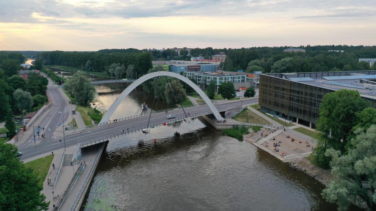 Over The River Apartment Tartu Exterior foto